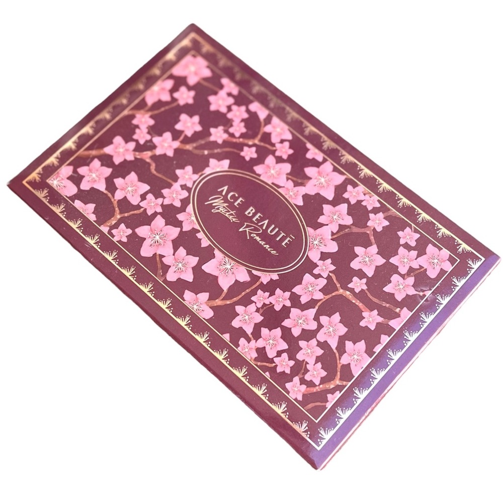 Ace Beautè Mystic Romance Palette